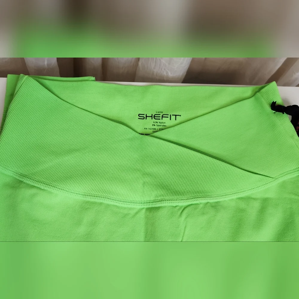 Seamless Leggings - Neon Green - Luxe - Picture 5 of 8